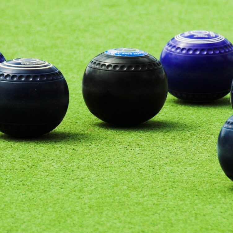 Lawn Bowls pic 1 1200x1200